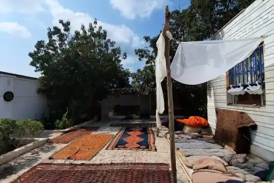 اقامتگاه بوم‌گردی خانه جمبو-1