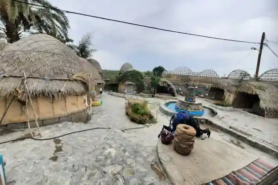 اقامتگاه بومگردی هانی منط-1