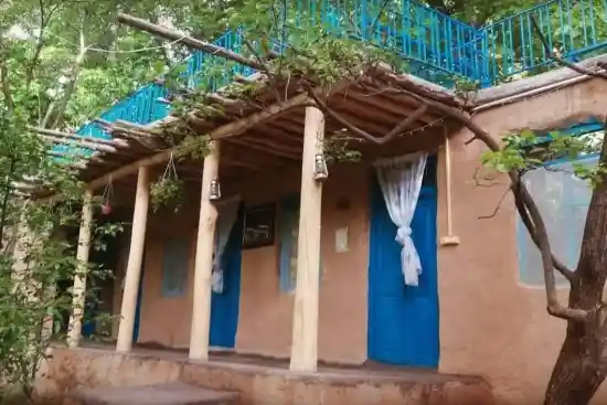 اقامتگاه بومگردی دالان فیروزه-1