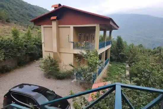 اقامتگاه بومگردی ریگ چشمه-1