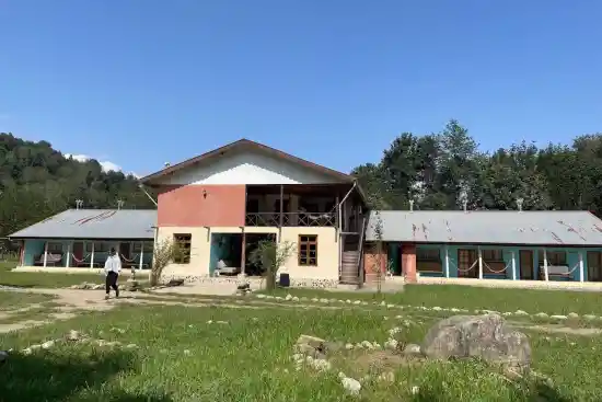 اقامتگاه بومگردی گیل گمش-1