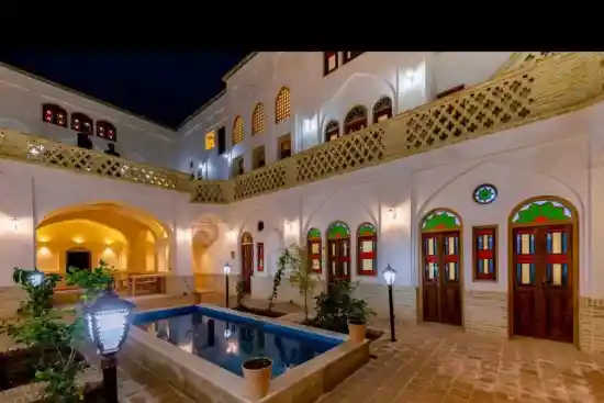 بوتیک هتل شاه نشین