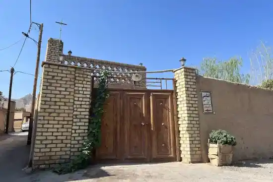 اقامتگاه سنتی سرای جواهر-1