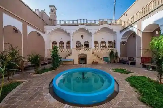 اقامتگاه سنتی خانه پارسی