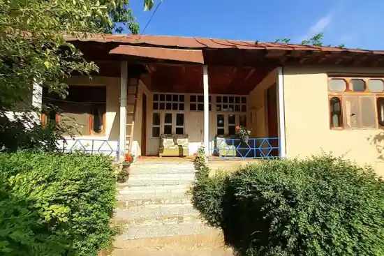 اقامتگاه بوم‌گردی مرسی سی