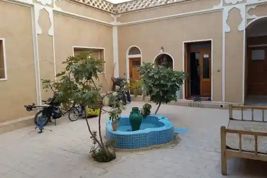 اقامتگاه سنتی چاپاکر