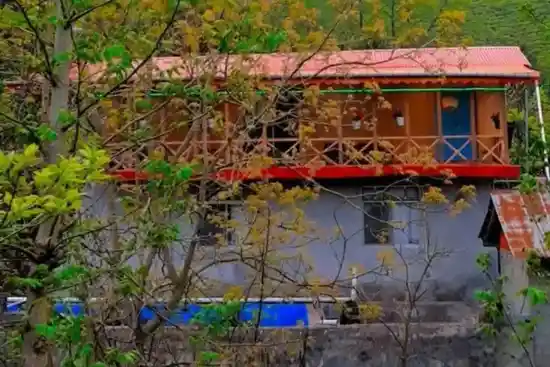 اقامتگاه بومگردی بهشت