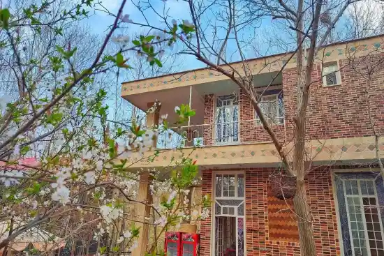 اقامتگاه بوم‌گردی مونت قلات