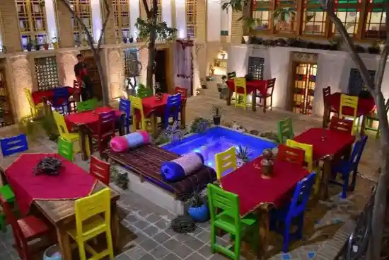 بوتیک هتل عمارت هفت رنگ