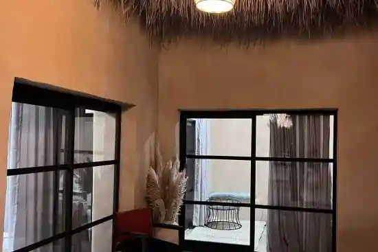 اقامتگاه بوم‌گردی لوکه