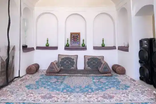 اقامتگاه بوم‌گردی چقماق