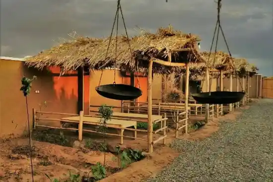 اقامتگاه بوم‌گردی شب‌های کاغذی