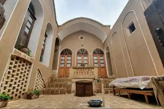 بوتیک هتل نقلی