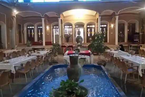 بوتیک هتل نگین