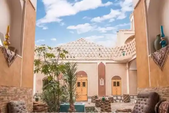 اقامتگاه سنتی نگارین