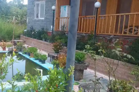 اقامتگاه بومگردی برکه-1