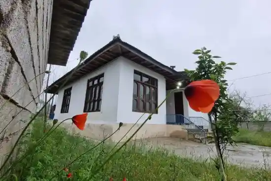 اقامتگاه بومگردی هیرکان