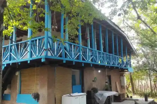 اقامتگاه بوم‌گردی الا تی تی