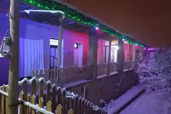 اقامتگاه بوم‌گردی شونشین