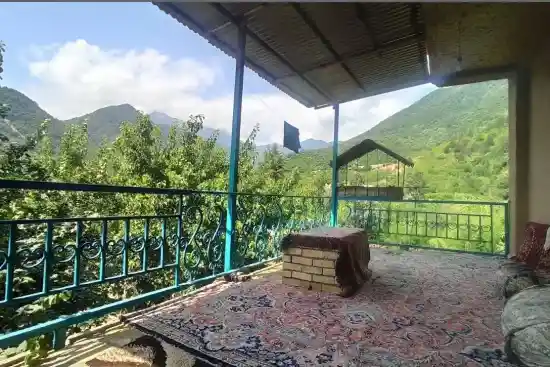 اقامتگاه بومگردی شکوفه های انار-1