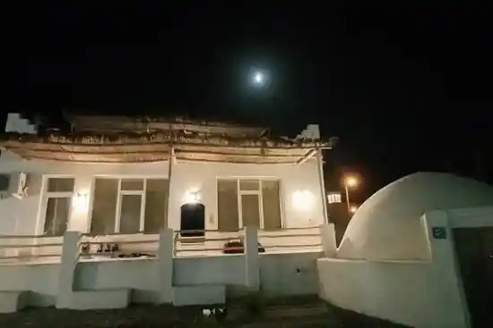 اقامتگاه بومگردی خانه قالی-1