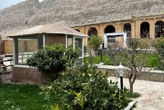 اقامتگاه بومگردی بنه وار-1