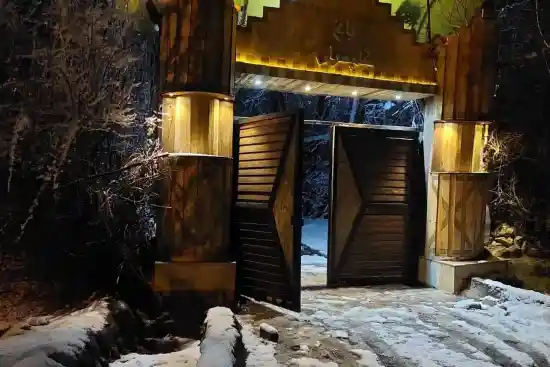 اقامتگاه بوم‌گردی باغ گلچهران