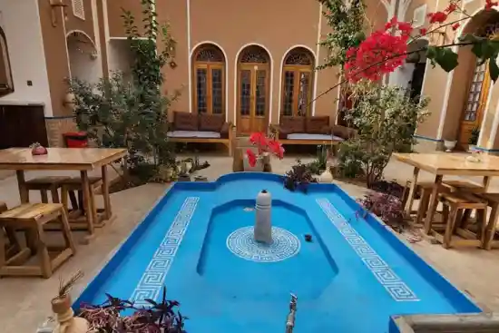 اقامتگاه بومگردی خشت و خاطره-1