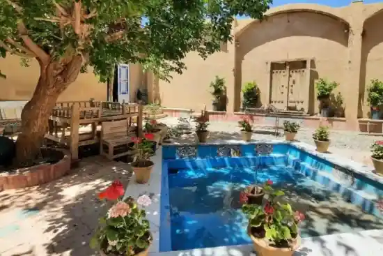 اقامتگاه سنتی خانه باباخان