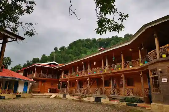 اقامتگاه بوم‌گردی آویشار