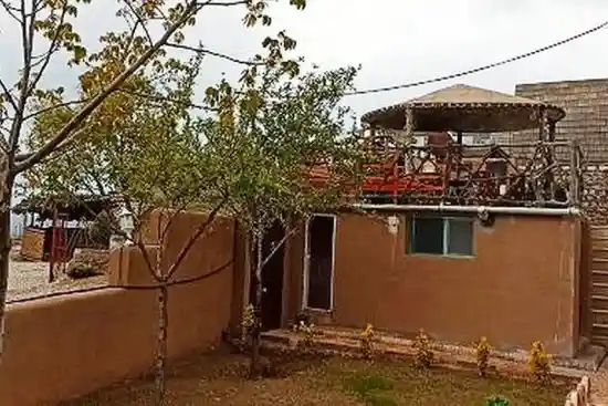 اقامتگاه بومگردی ساناو-1