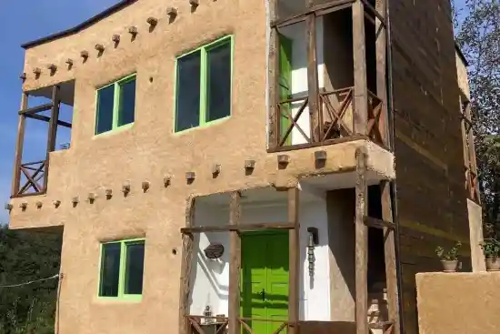 اقامتگاه بومگردی طرب تریپ