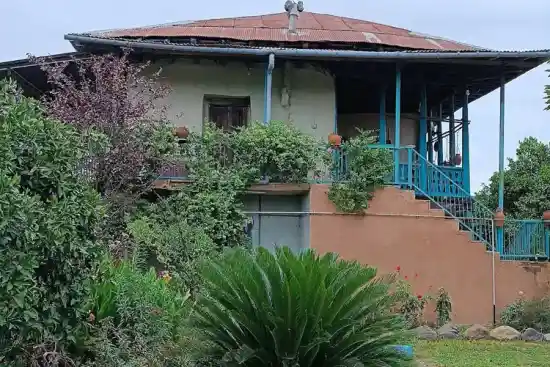 اقامتگاه بوم‌گردی کندوج