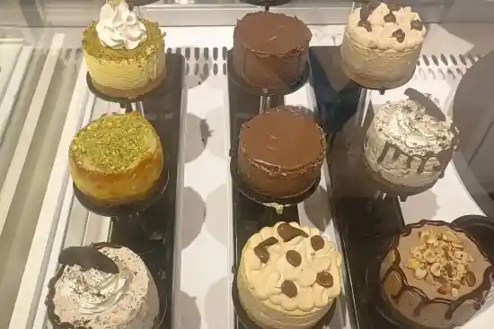 کافه کیک استودیو-1