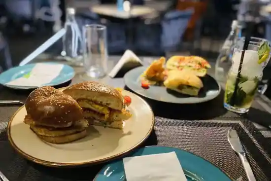 کافه ماتسو لانژ-1