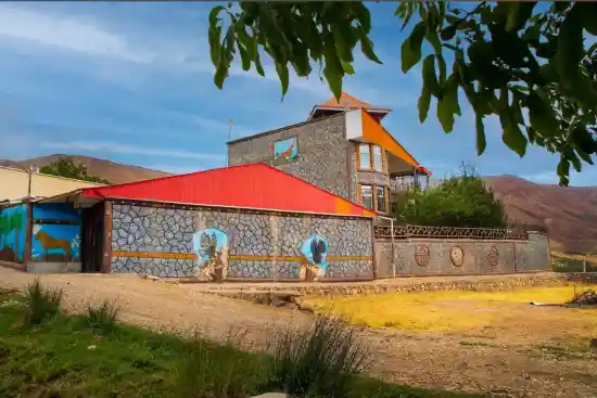 اقامتگاه بوم‌گردی چشمه مروارید