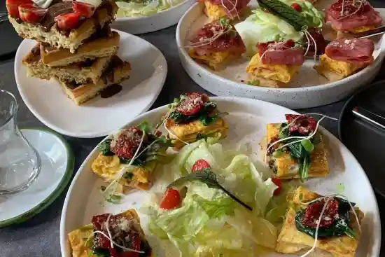 کافه لوانت-1