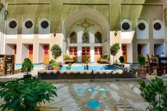 اقامتگاه سنتی یاس-1