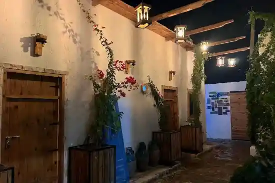 اقامتگاه بوم‌گردی خونه هنگام-1