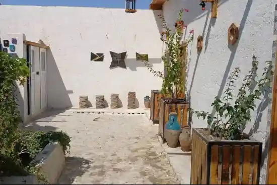 اقامتگاه بومگردی کاژه-1