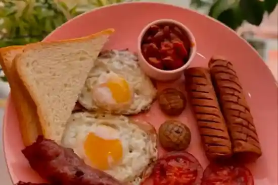 کافه صورتی-1