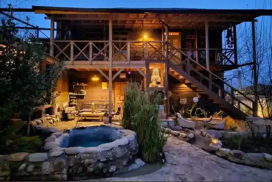 اقامتگاه بوم‌گردی روستا زندگی