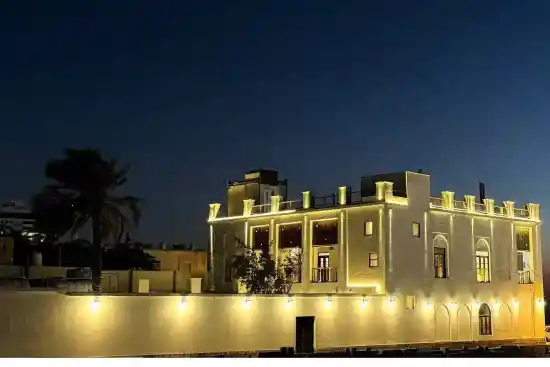 بوتیک هتل عمارت بیلیارد