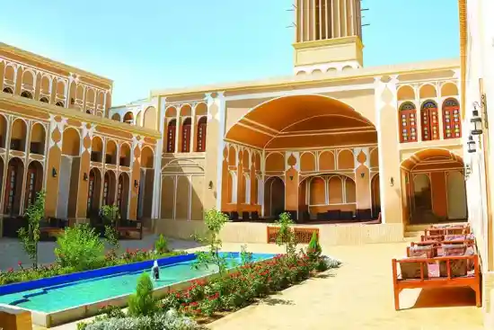 بوتیک هتل مظفر