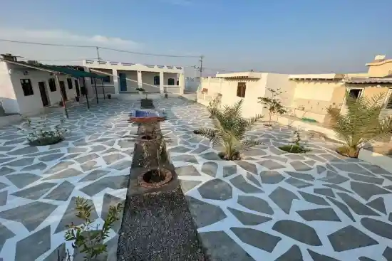 اقامتگاه بومگردی هودج-1