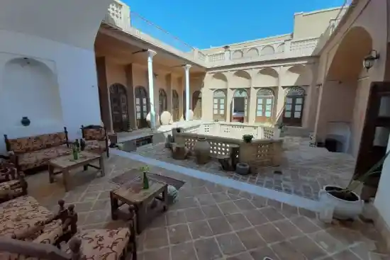 بوتیک هتل چهارسوق