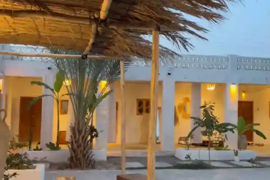 اقامتگاه بوم‌گردی ایزا