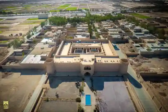 هتل قلعه وزیر