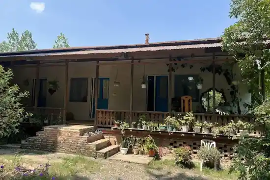 اقامتگاه بوم‌گردی داربن