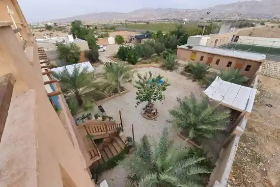 اقامتگاه بوم‌گردی خورشید سرخان